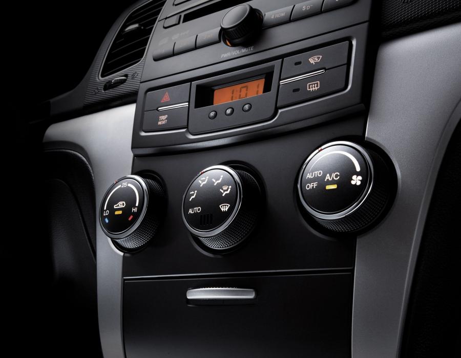  SsangYong Korando 2010 года  (фото 16 из 18)